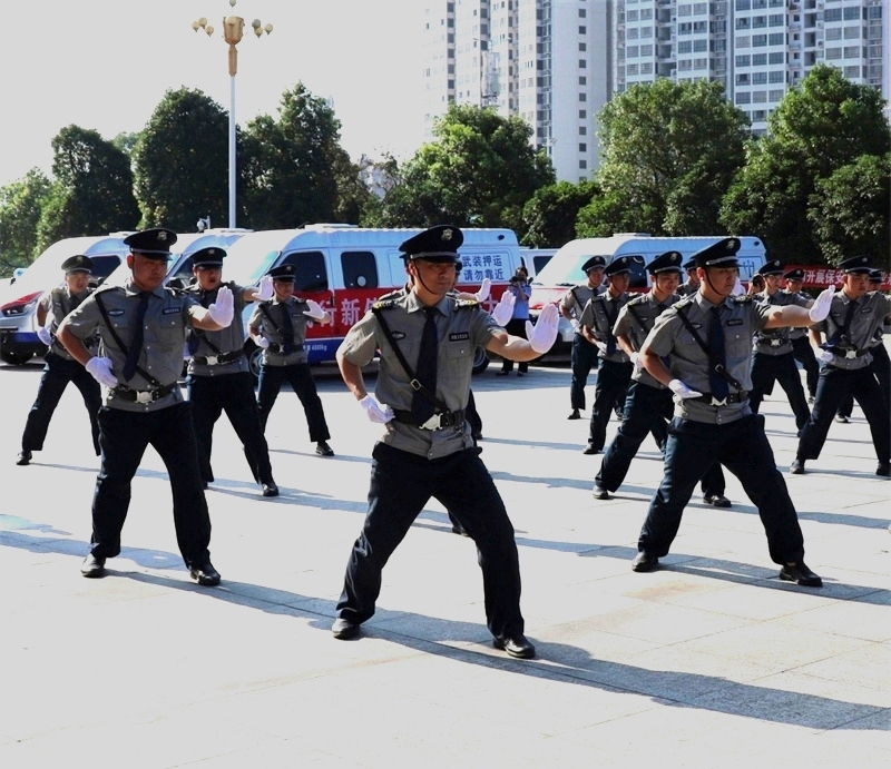 懷化(huà)保安,懷化(huà)押運,懷化(huà)聯網報警,懷化(huà)市保安公司